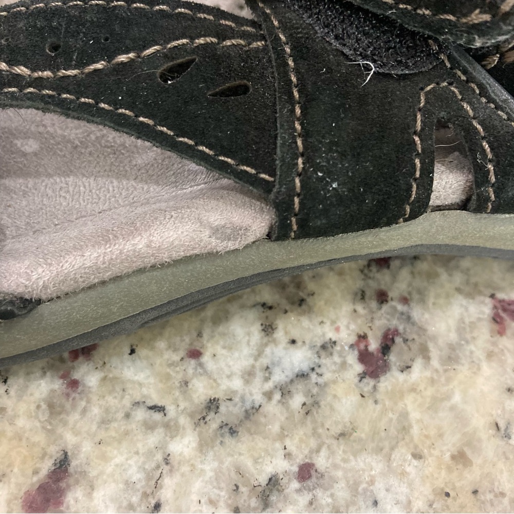 Earth Origins by earth black/gray Sophie sandals in size 7 Preowned Good Condt - Picture 10 of 11